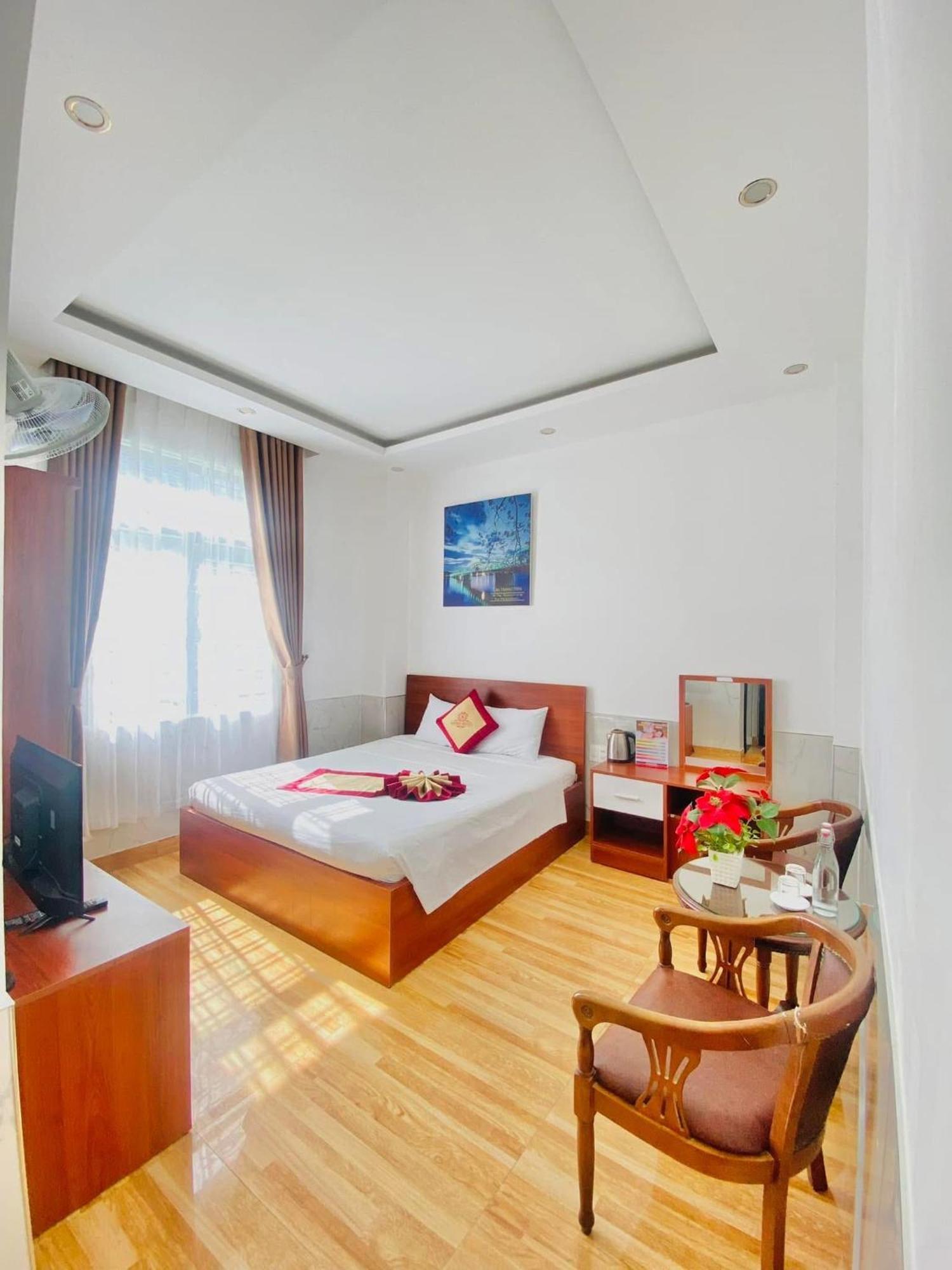 Sapphire Hotel Hue Zewnętrze zdjęcie