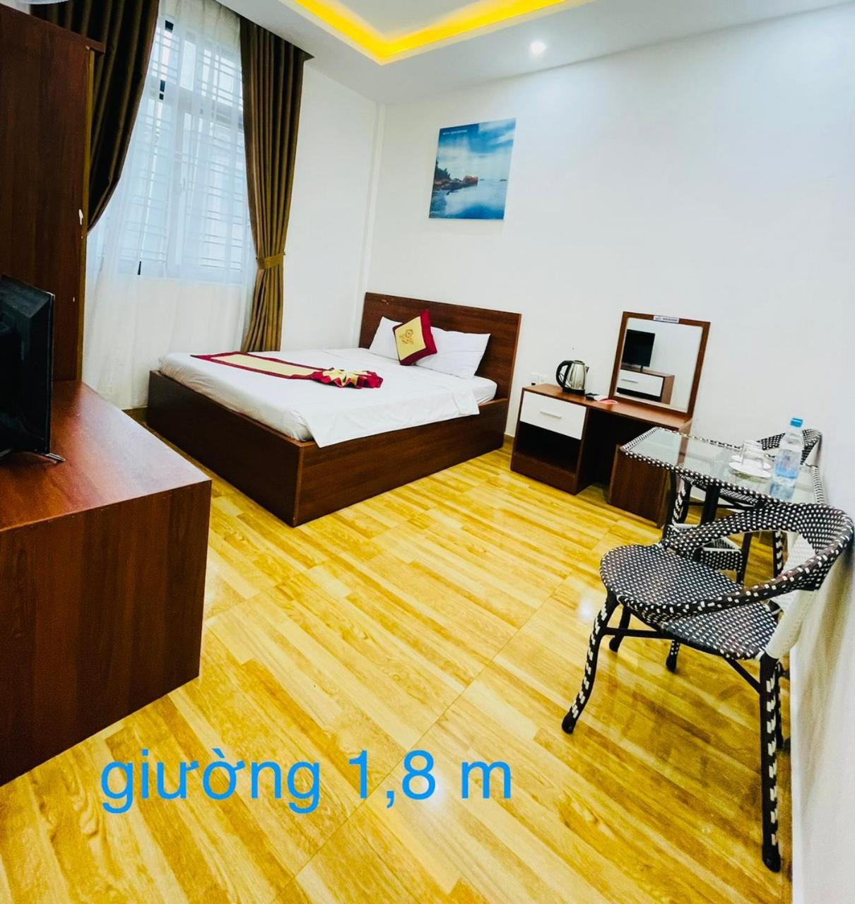Sapphire Hotel Hue Zewnętrze zdjęcie